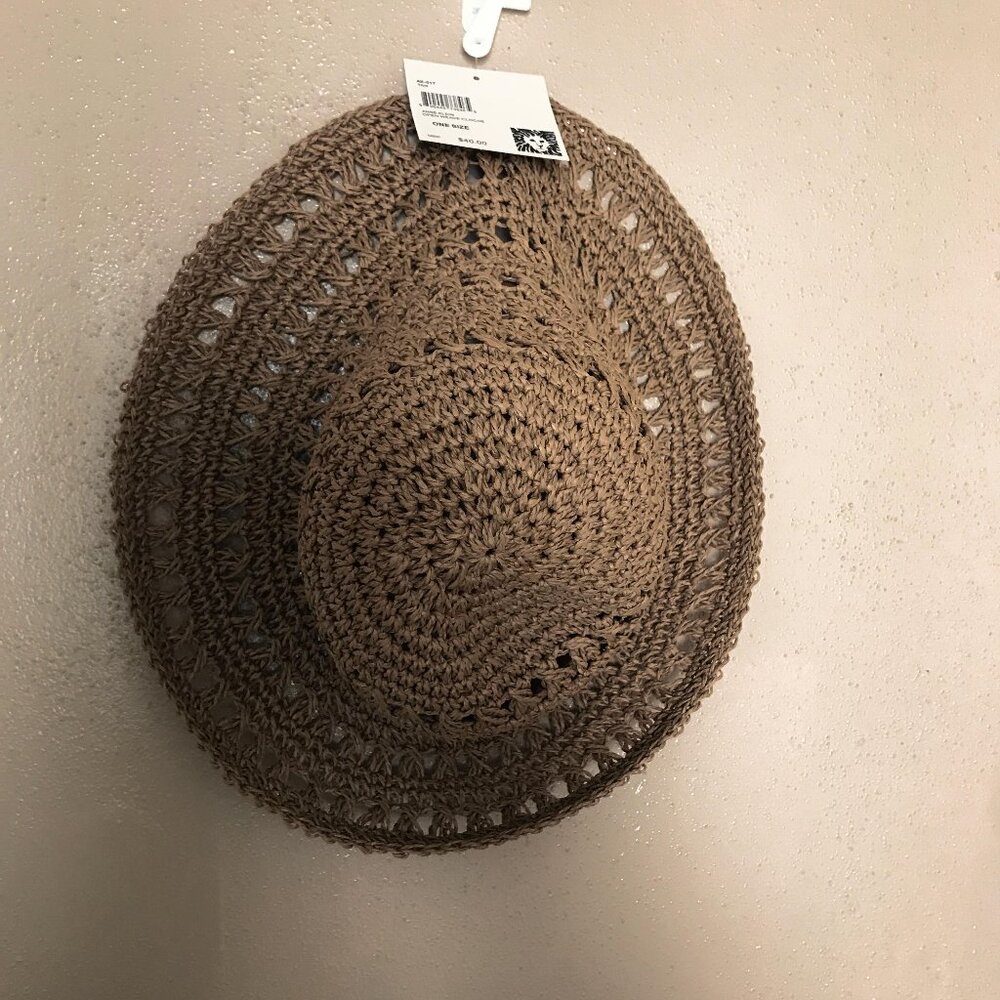 Ann Klein Hat   Color: Tan   NEW with tags!